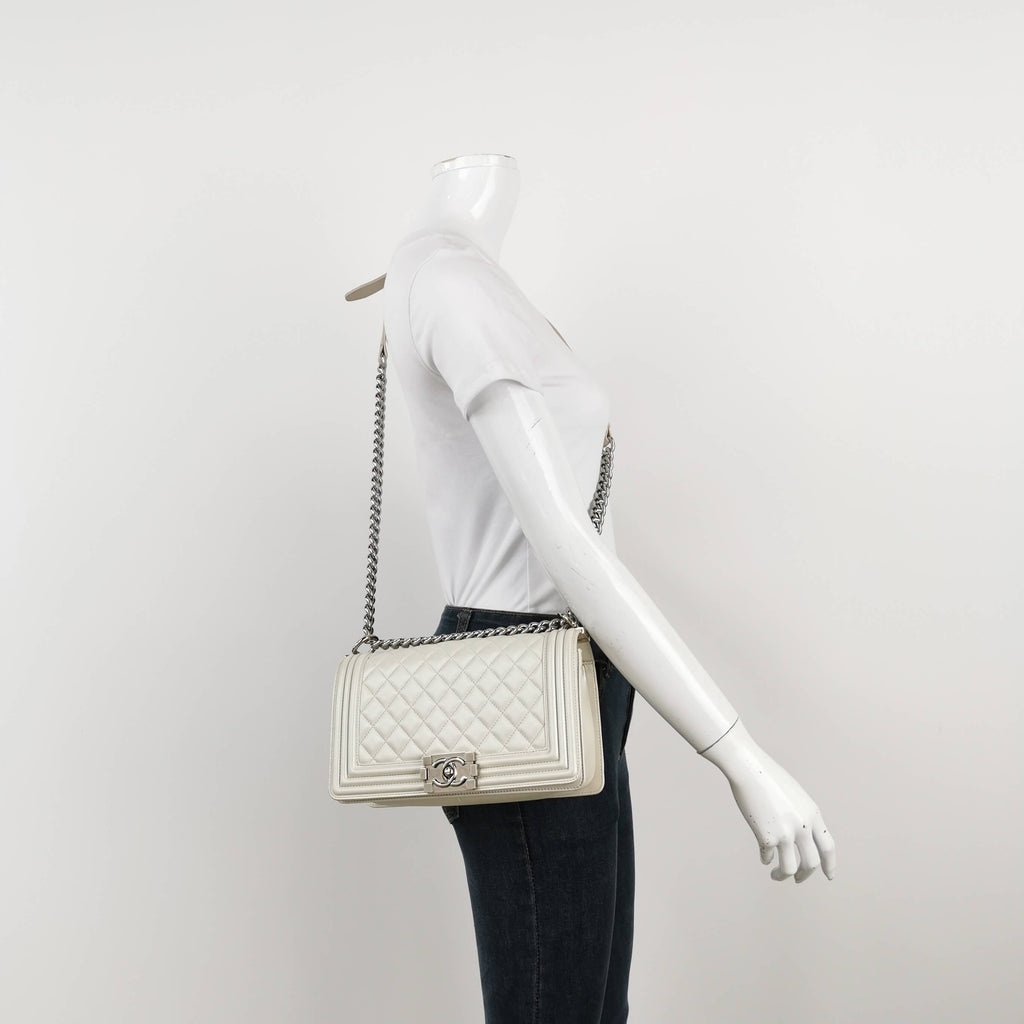 Boy Medium Tasche aus weißem Leder