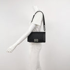Chanel Boy Medium aus schwarzem Kaviarleder