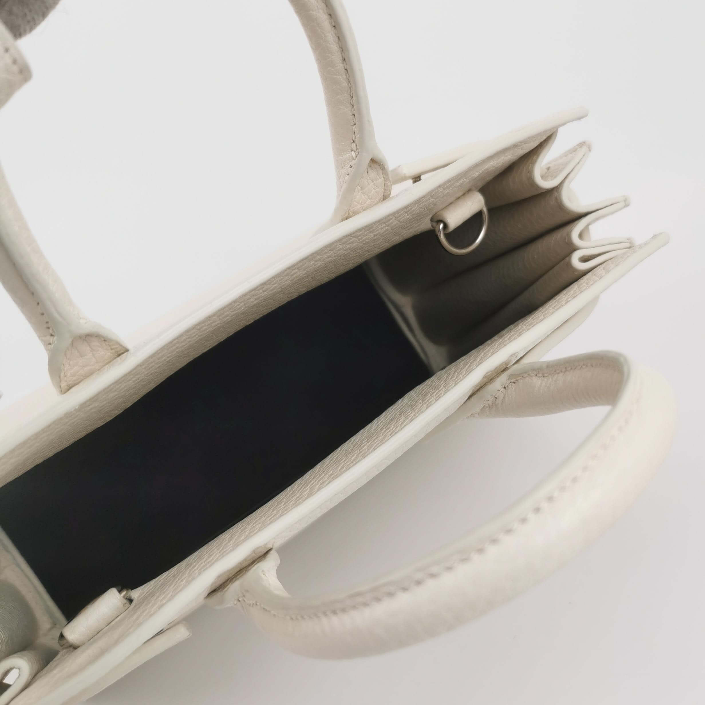 Sac de Jour Nano en cuir blanc