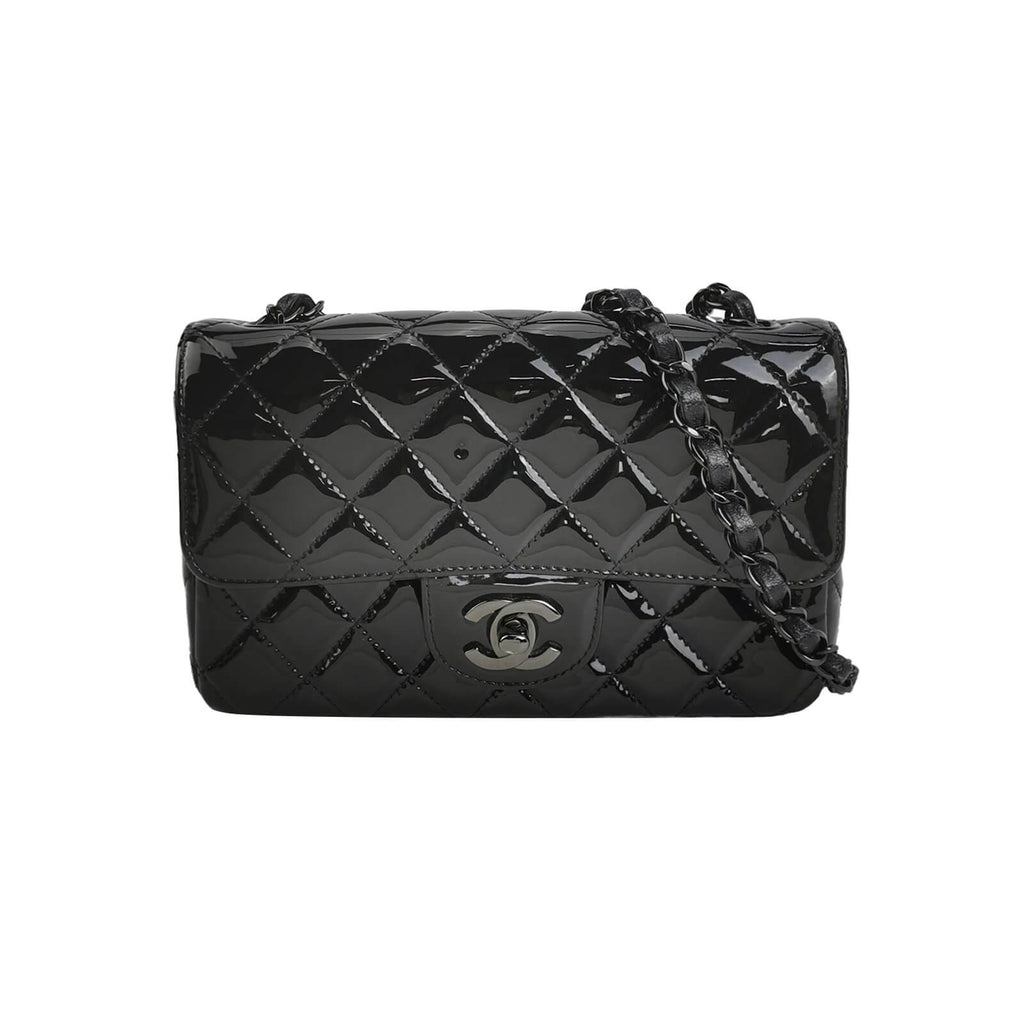 Borsa Timeless / Classica Maxi Jumbo in pelle verniciata nera