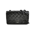 Borsa Timeless / Classica Maxi Jumbo in pelle verniciata nera