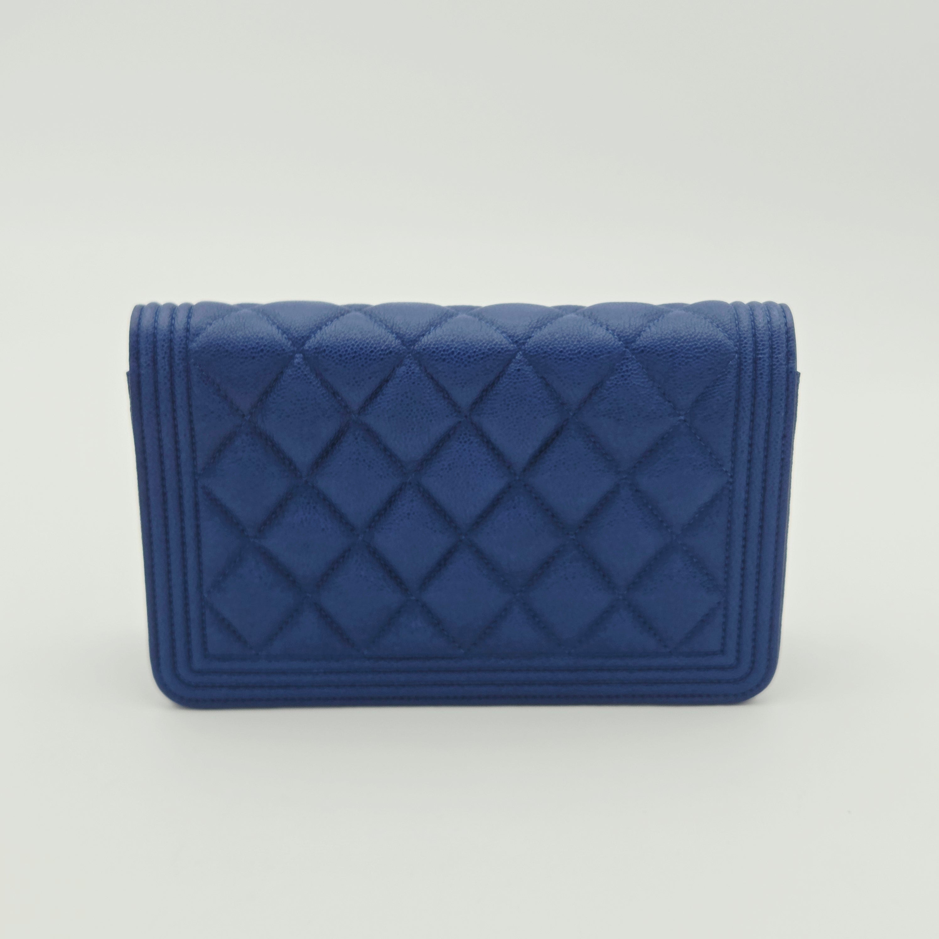 Sac Boy WOC en cuir Caviar Bleu
