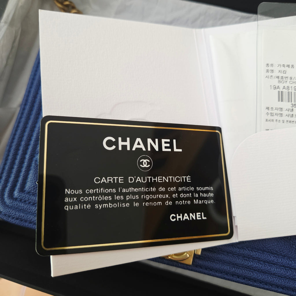 Sac Boy WOC en cuir Caviar Bleu