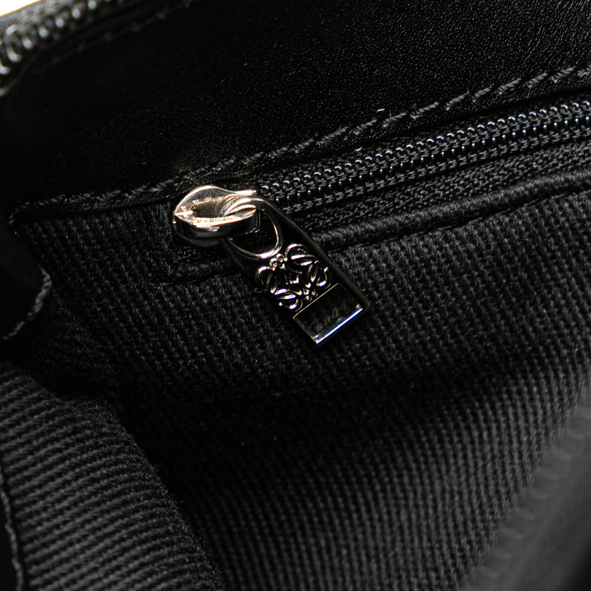 Sac Loewe Anagram Toile Bandoulière – photo 7