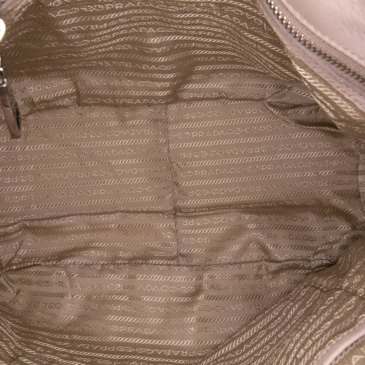 Sac Prada Nappa Gaufre Sac à main – photo 4