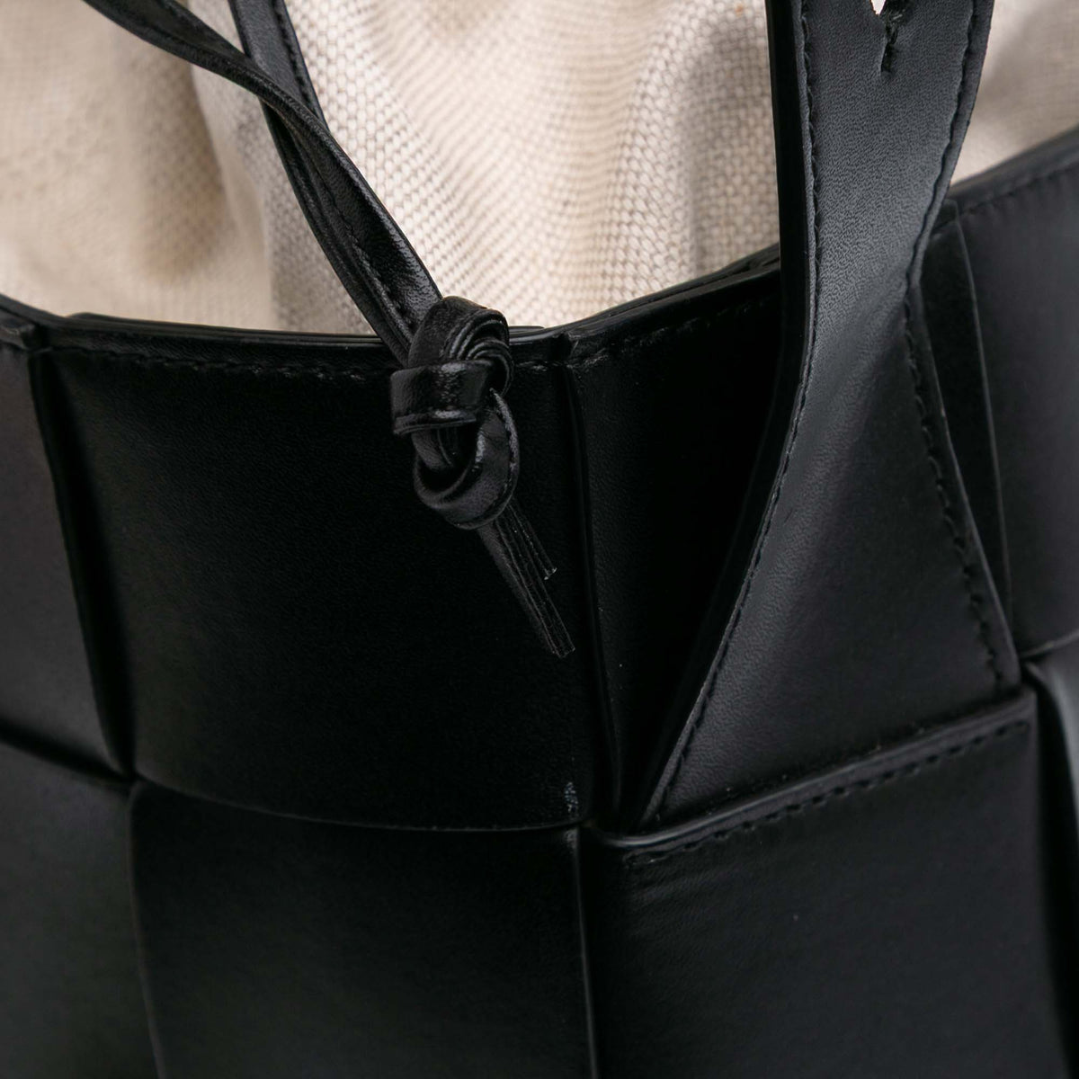Sac Bottega Veneta Nappa Intrecciato Casette Lantern Bucket – photo 9