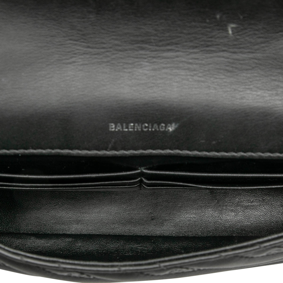 Sac Balenciaga Embossed Cuir Allover Logo BB Portefeuille chaîne – photo 4