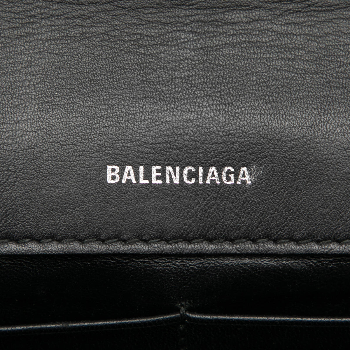 Sac Balenciaga Embossed Cuir Allover Logo BB Portefeuille chaîne – photo 5