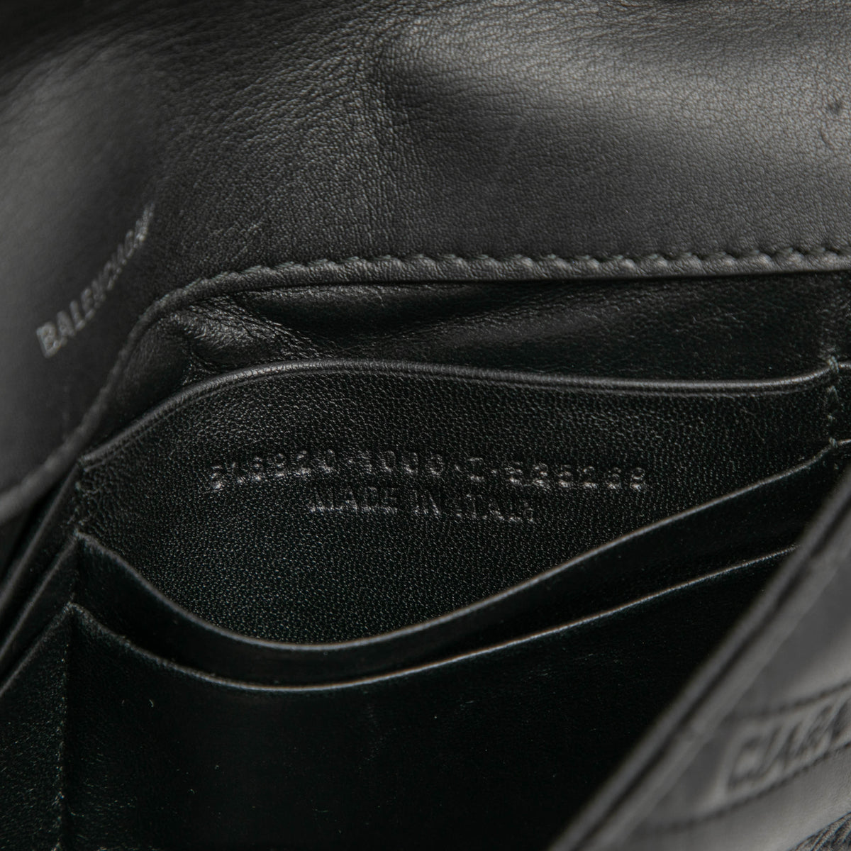 Sac Balenciaga Embossed Cuir Allover Logo BB Portefeuille chaîne – photo 6