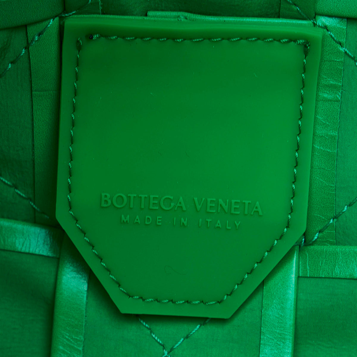 Sac Bottega Veneta Maxi Paper Cuir de veau Intrecciato Cassette Bandoulière – photo 7