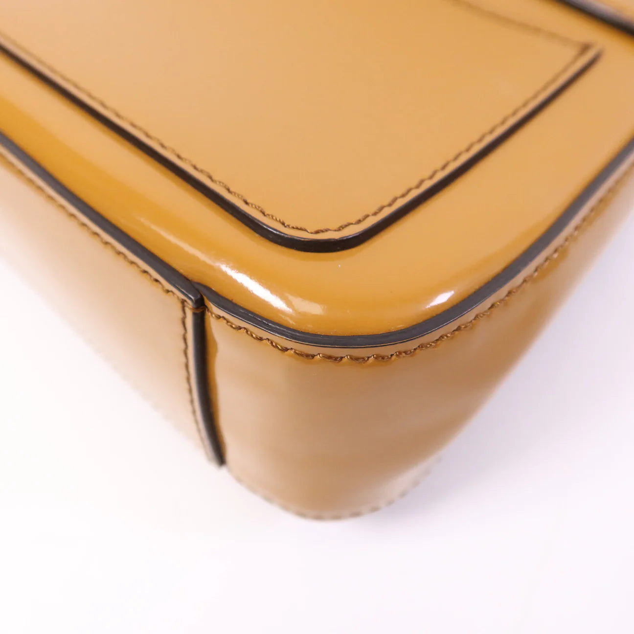 Sac Porté épaule GHW en cuir verni C