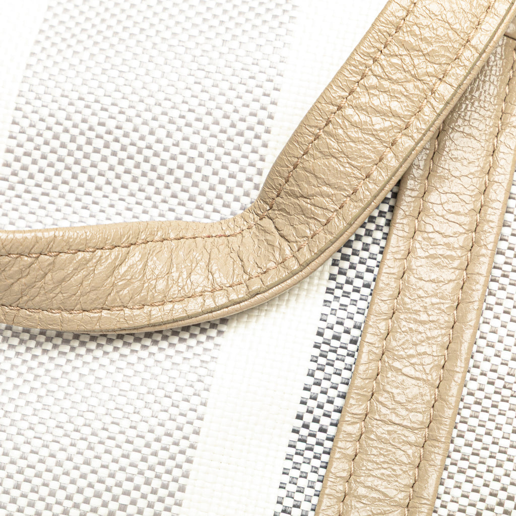 Sac Balenciaga Medium Woven Cuir de veau Barbes East West Cabas Bag – photo 10