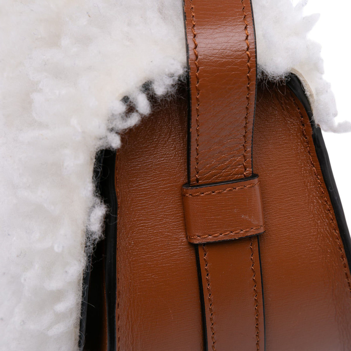 Sac Chloé Mini Shearling and Cuir de veau Marcie Saddle Bandoulière – photo 9