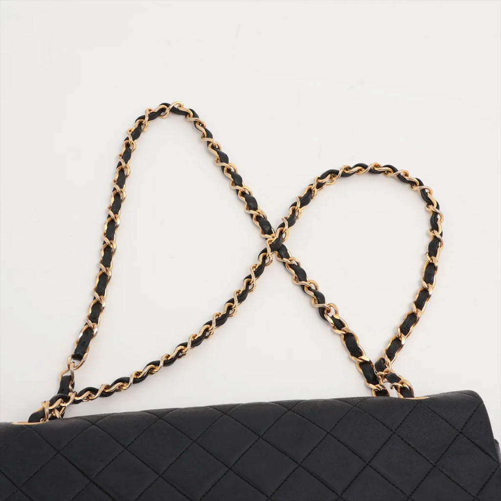 Sac Timeless Medium Classic Matelasse Lambskin Single Flap en cuir noir