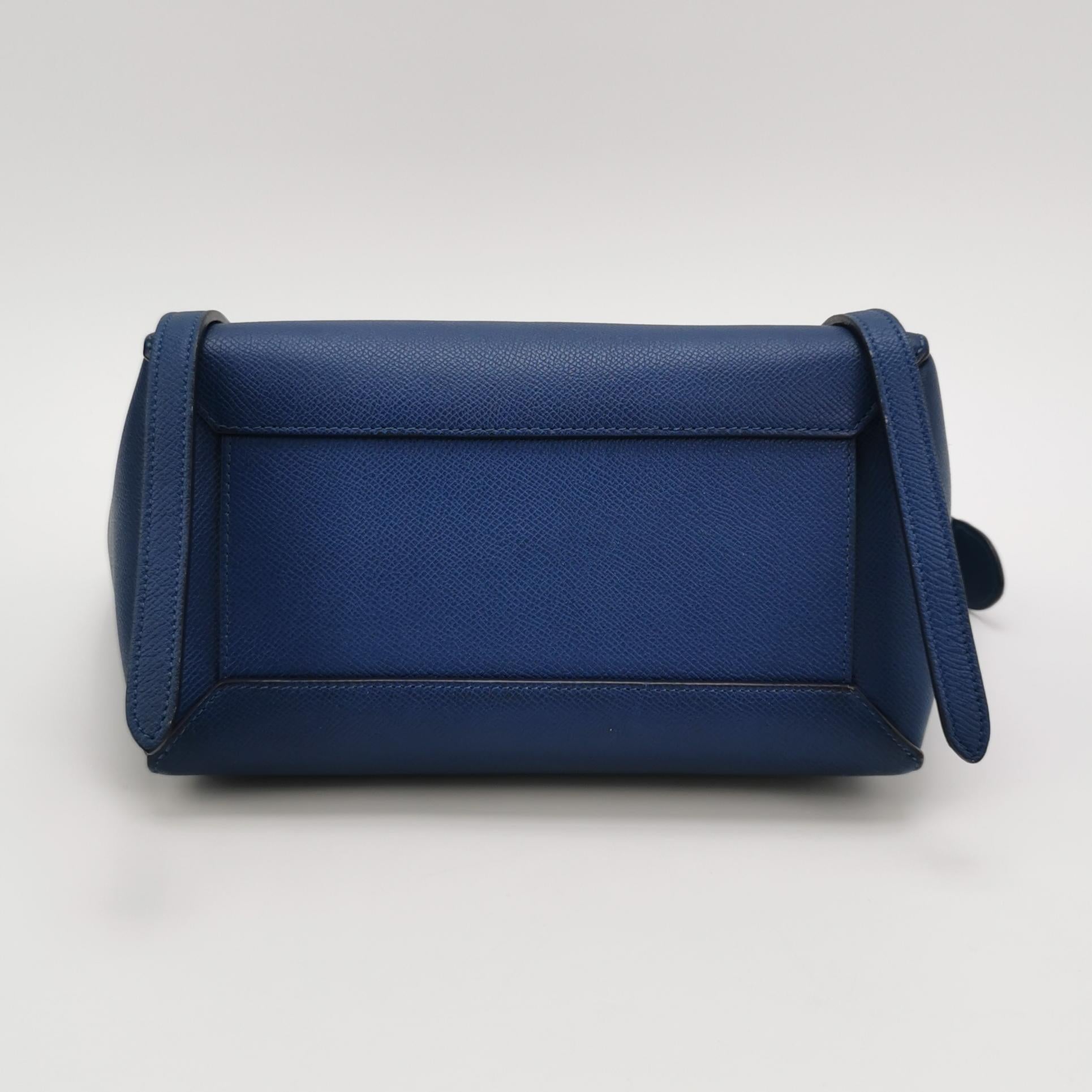 Sac Belt Micro en cuir bleu Celine