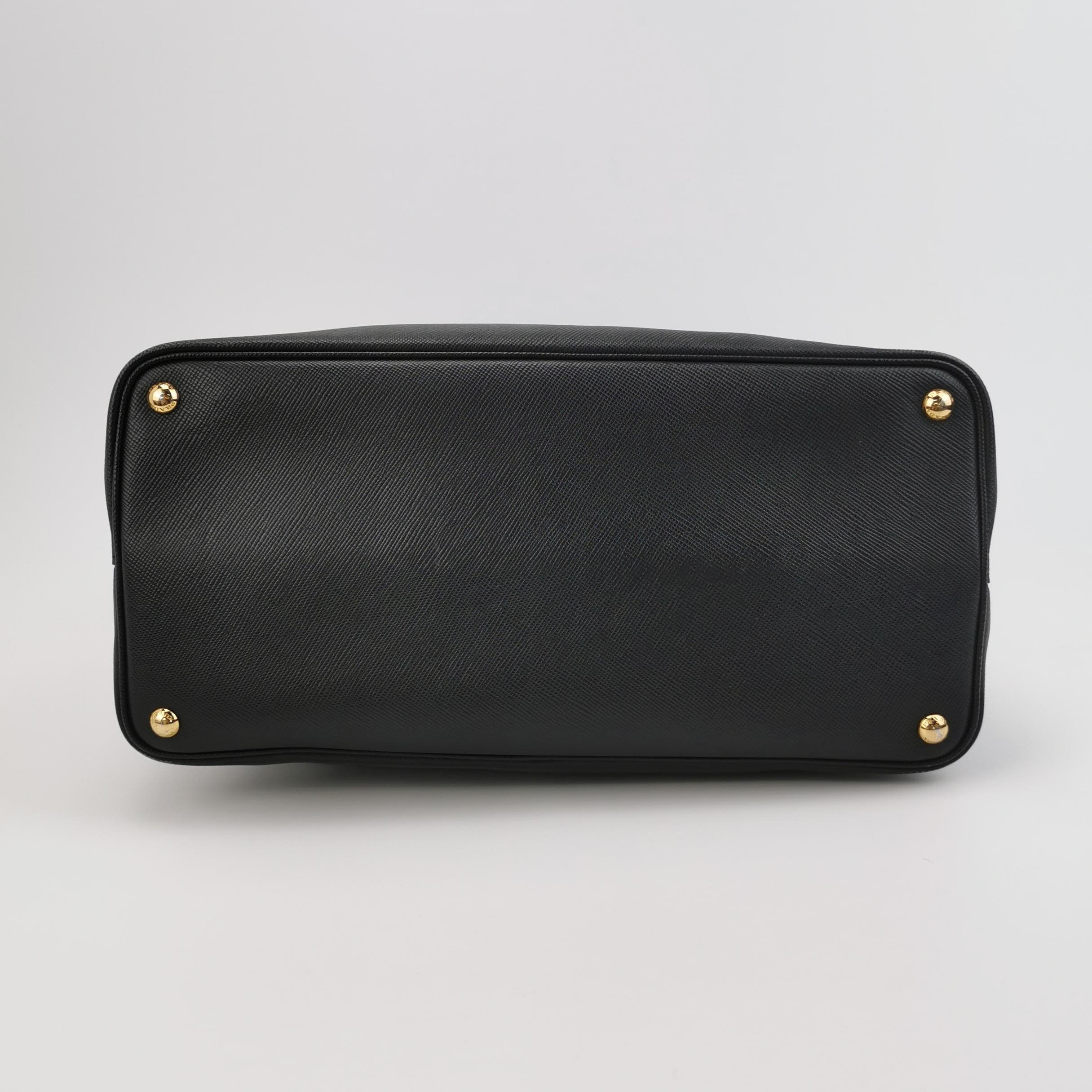 Sac Cabas Galleria Double Grand en cuir noir Prada