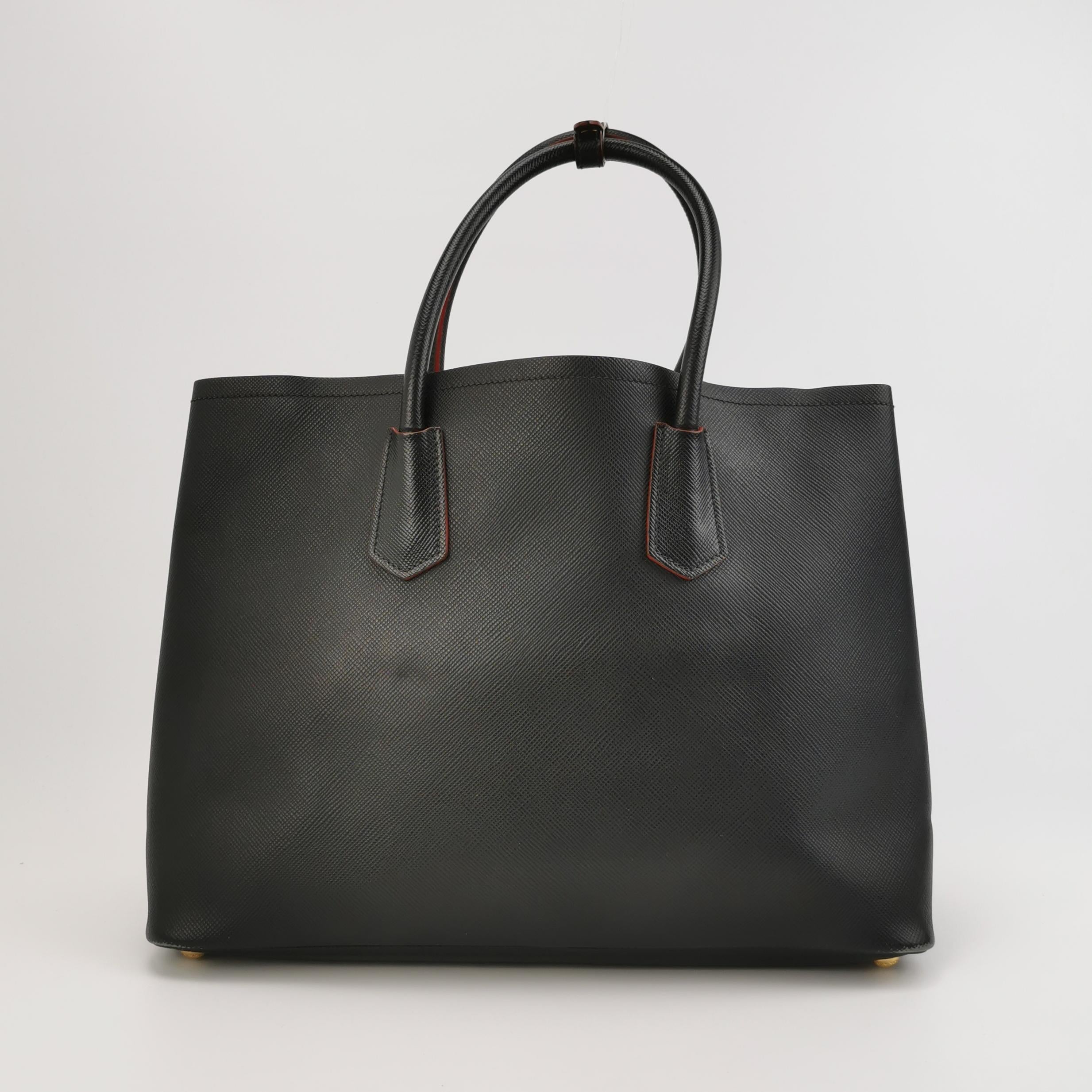 Sac Cabas Galleria Double Grand en cuir noir Prada