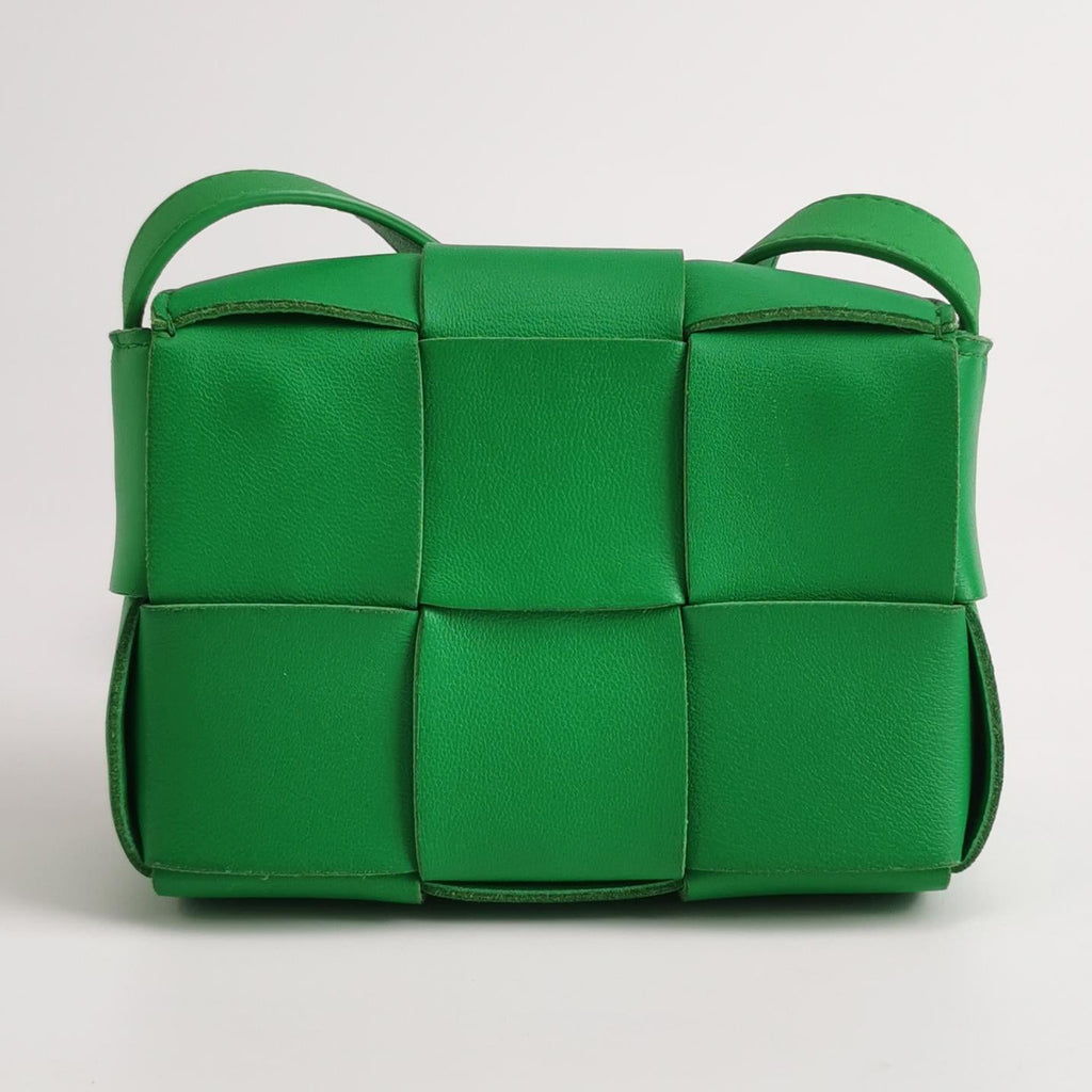 Sac Cassette en cuir vert Bottega Veneta