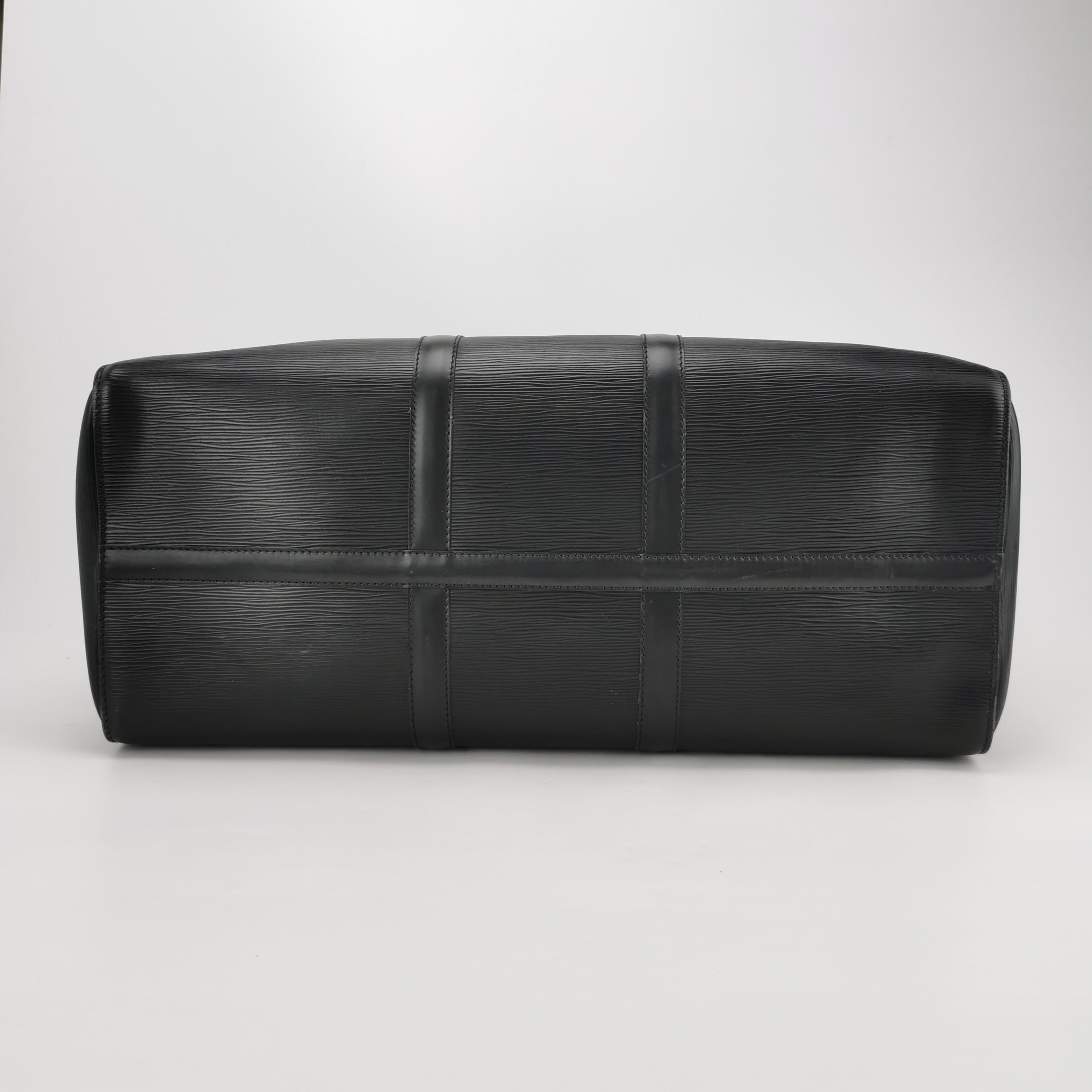 Sac Keepall vintage en cuir épi noir Louis Vuitton