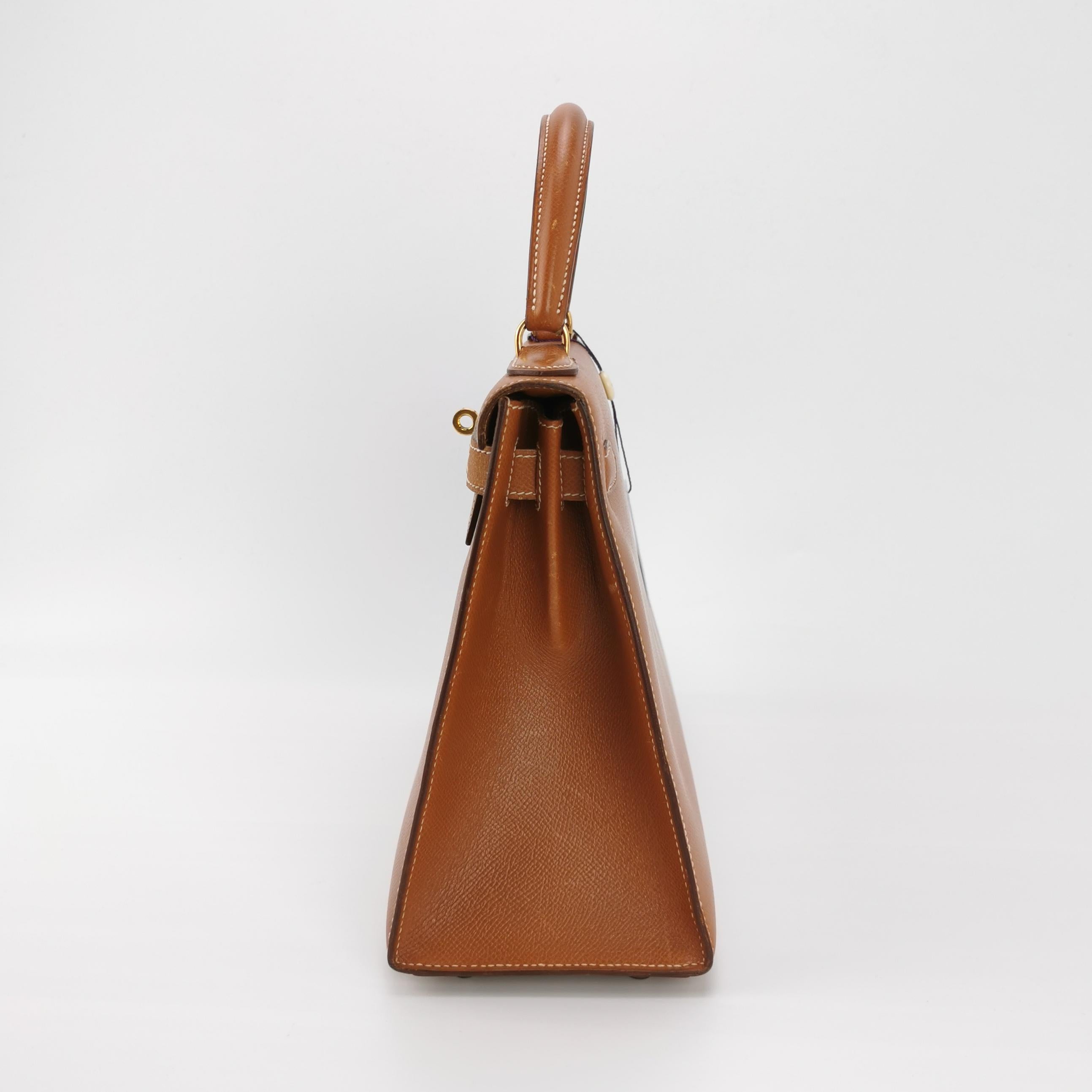 Sac Kelly 28 en cuir Camel Hermès