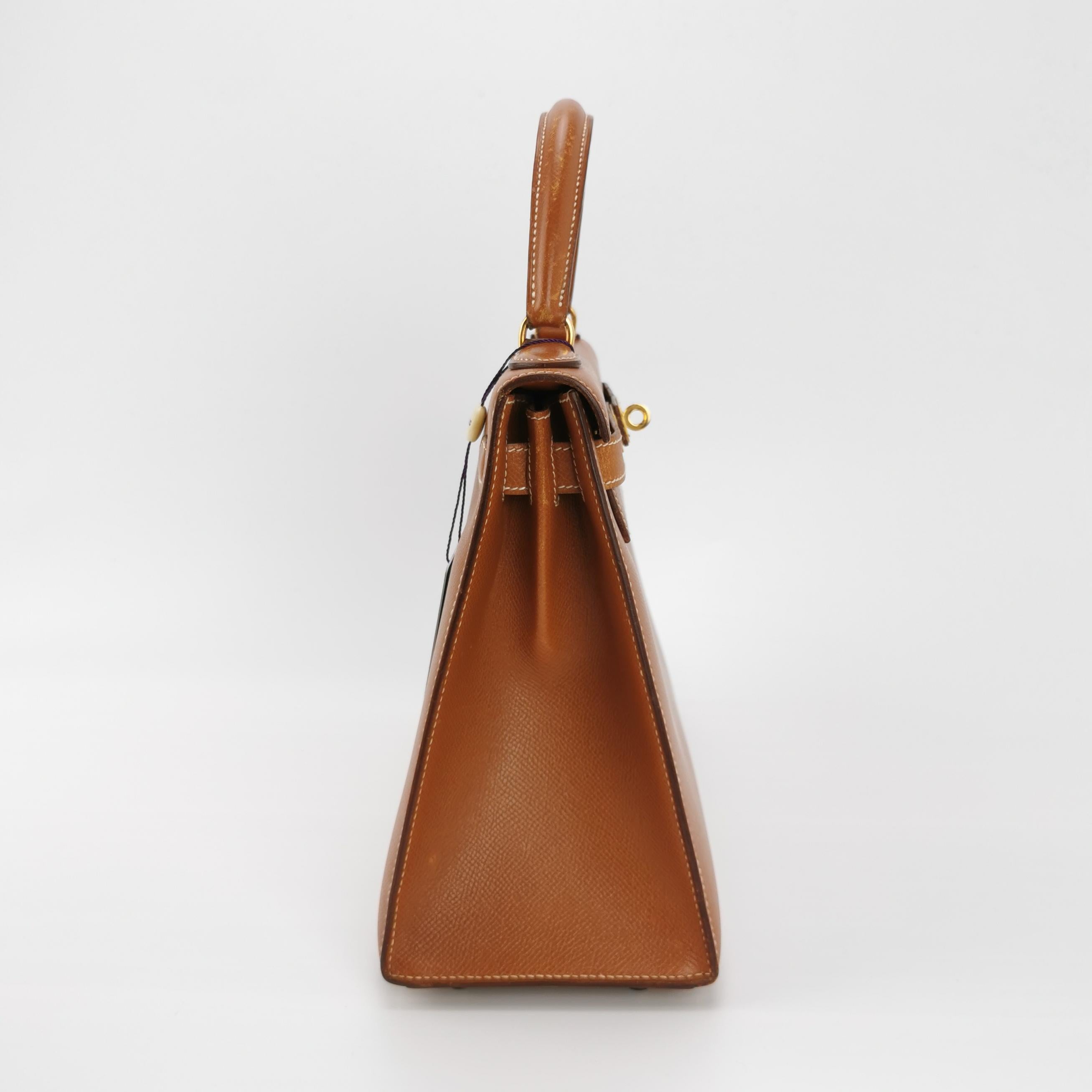 Sac Kelly 28 en cuir Camel Hermès