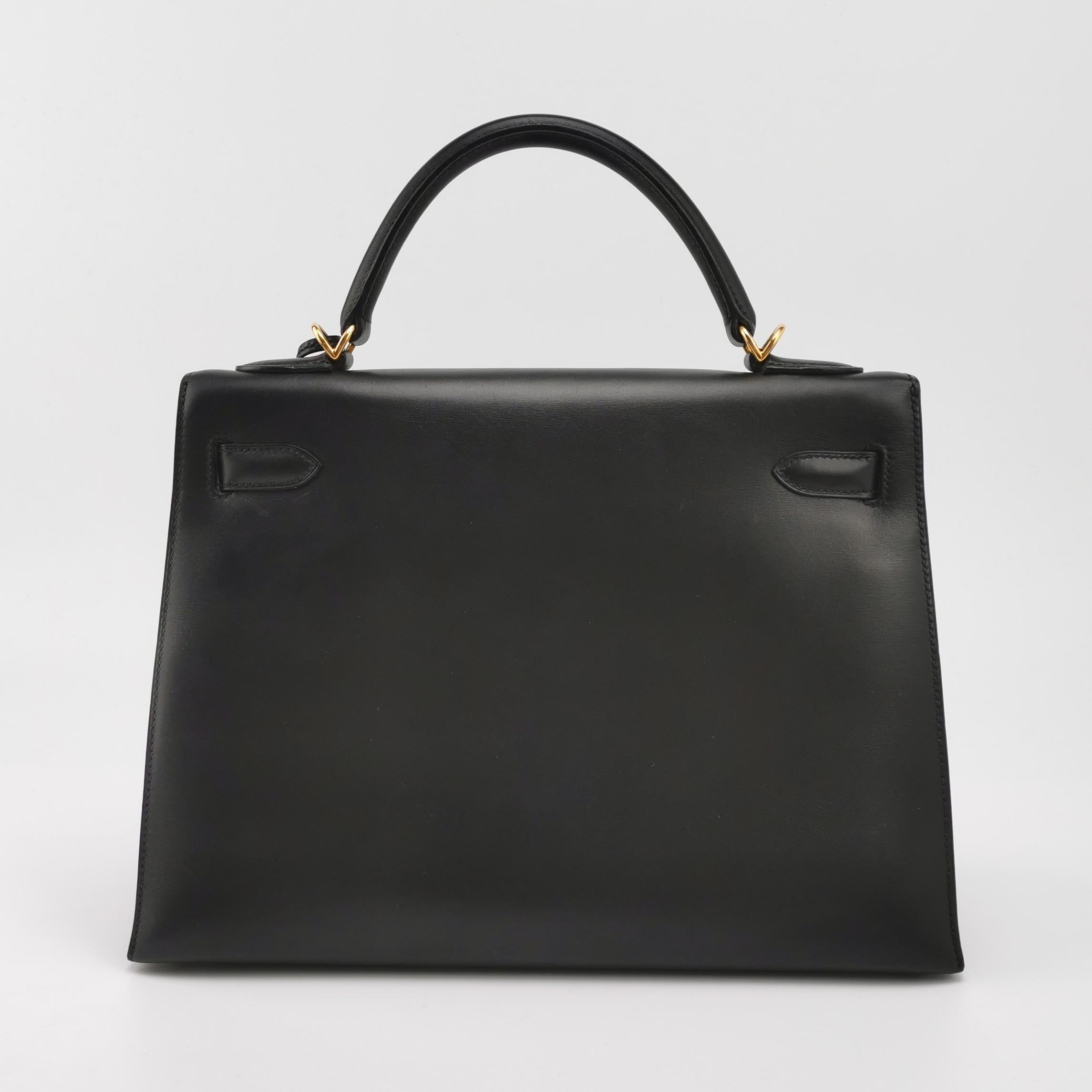 Sac Kelly 32 en cuir noir Hermès