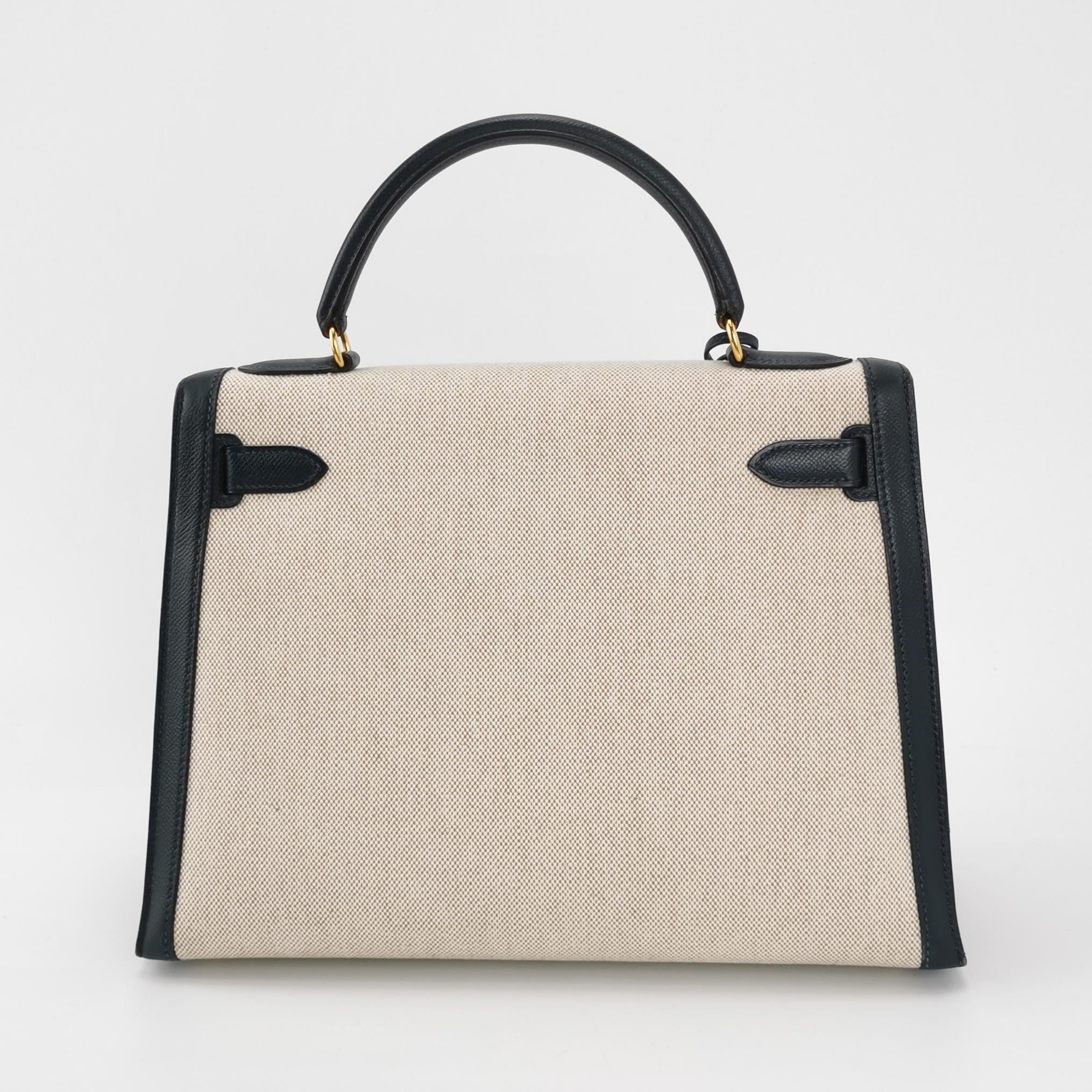 Sac Kelly 32 en toile beige et cuir noir Secondement
