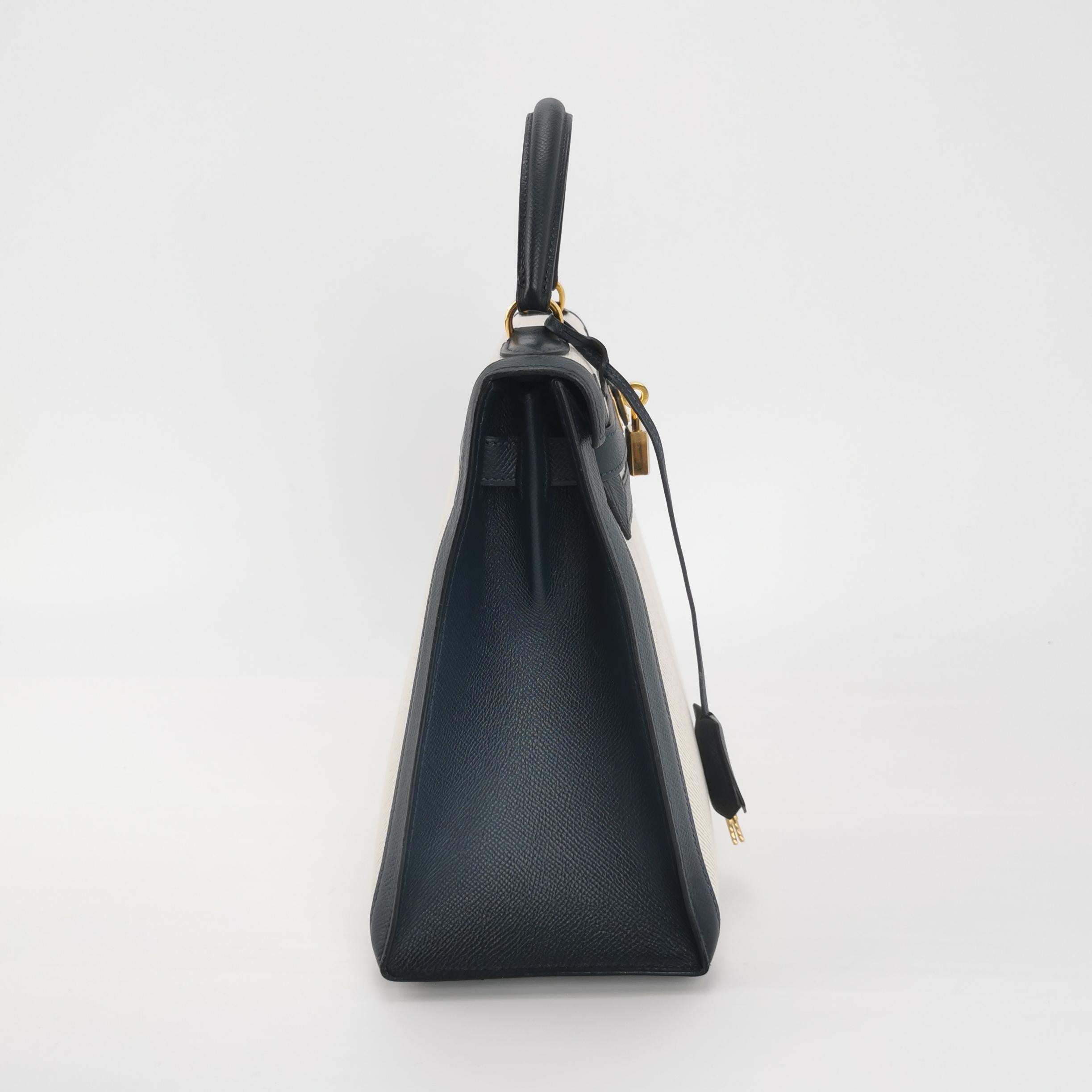 Sac Kelly 32 en toile beige et cuir noir Secondement