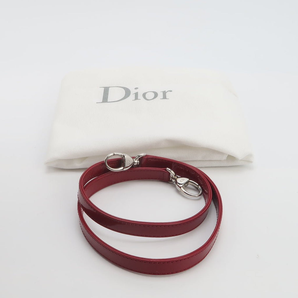 Sac Lady Dior en cuir verni rouge Dior