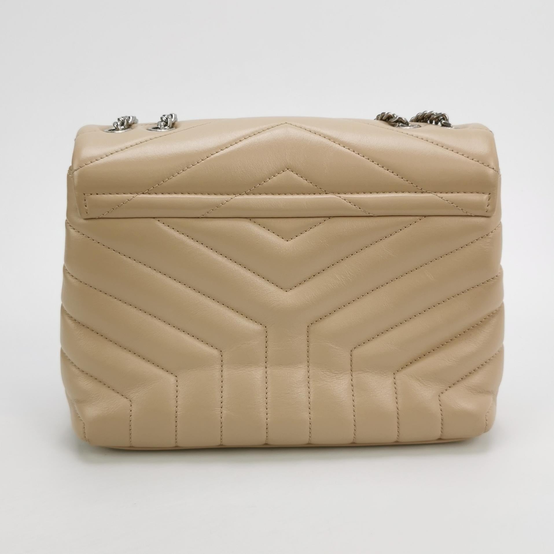 Sac Loulou Small en cuir beige Saint Laurent