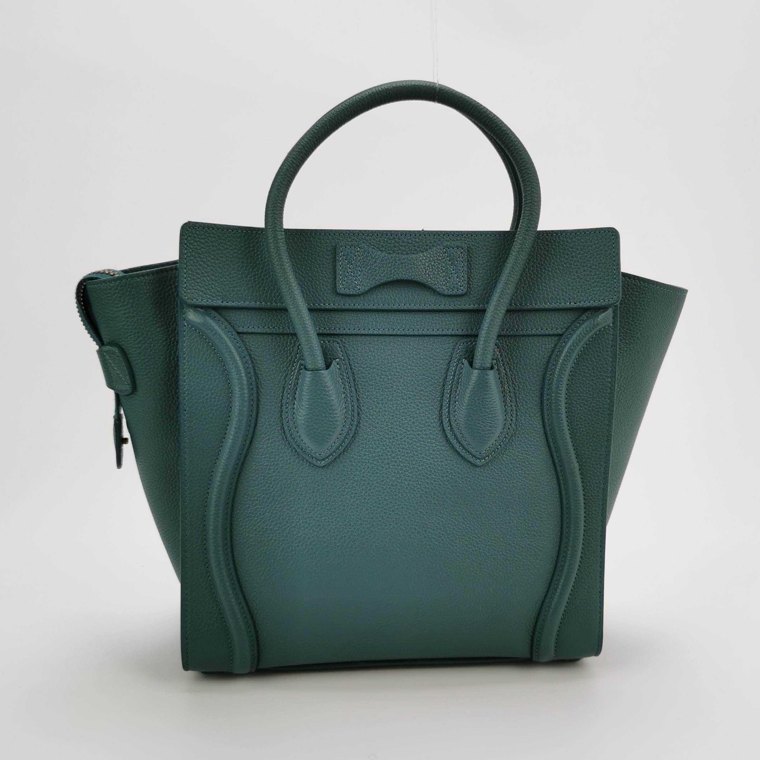 Sac Luggage Phantom Nano en cuir vert Celine