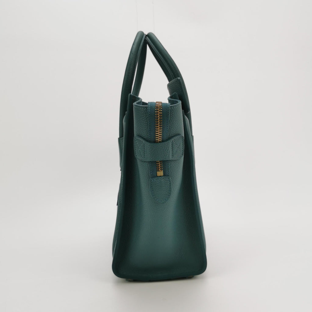 Sac Luggage Phantom Nano en cuir vert Celine