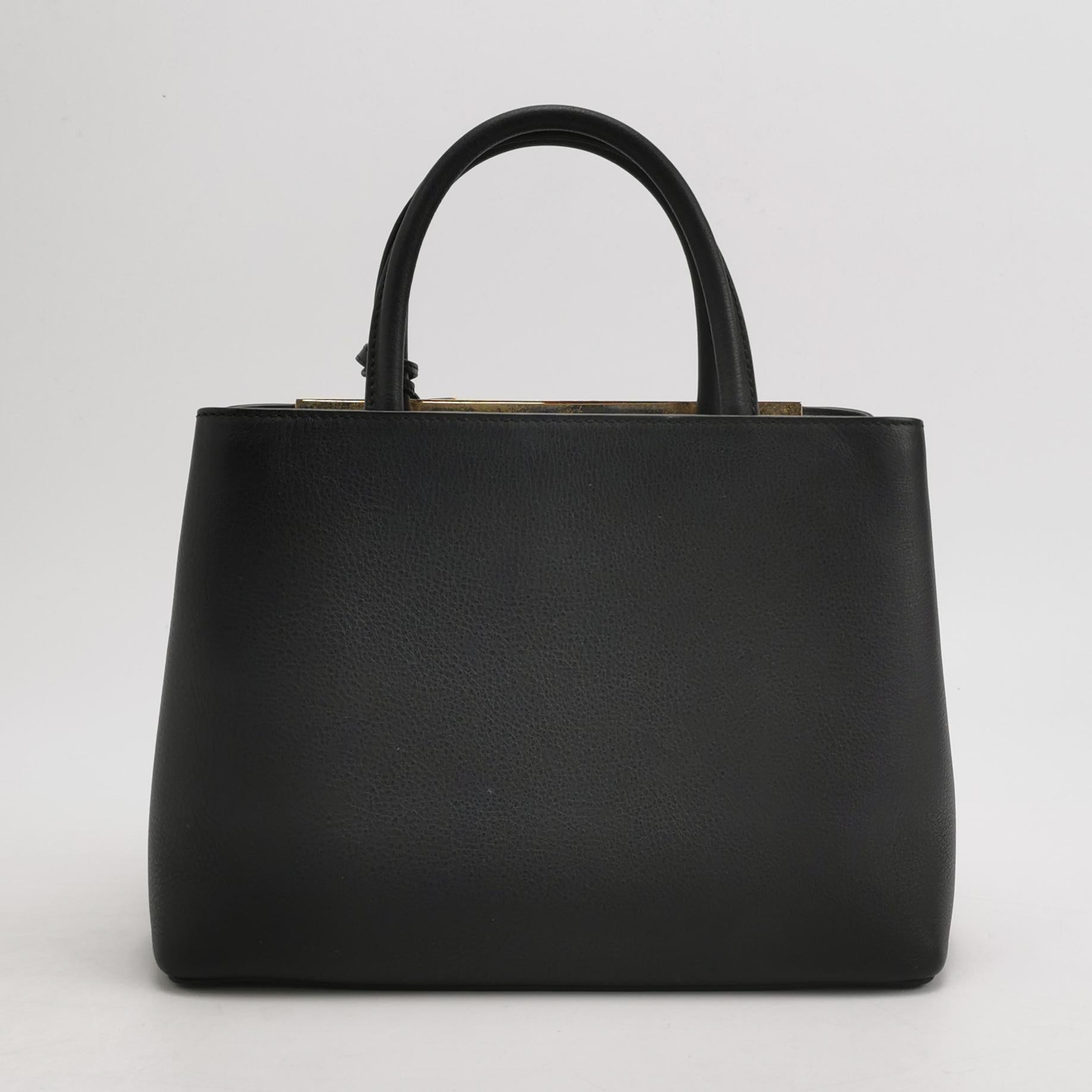 Sac Petite 2 Jours en cuir noir Fendi