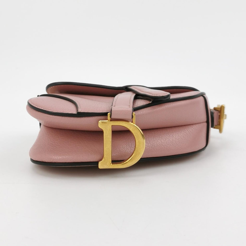 Sac Saddle mini en cuir rose Dior